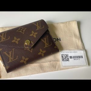 New Authentic Louis Vuitton Victorine Mono Wallet